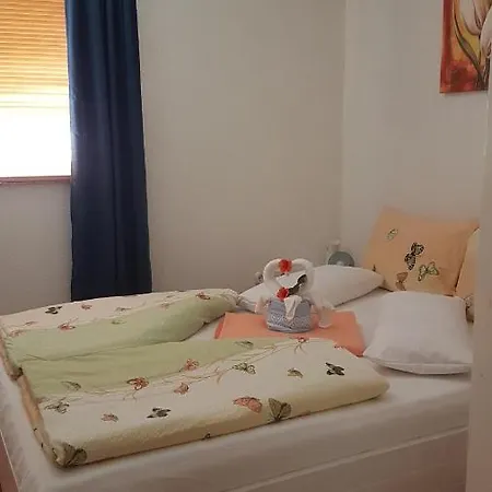 Behija 3 아파트 크리크베니카